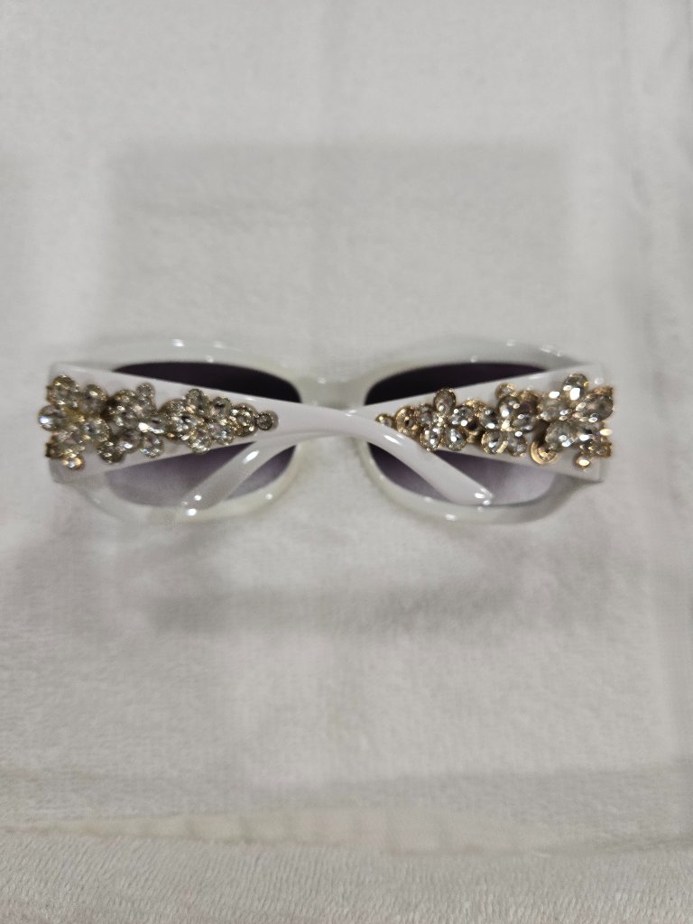 Vintage Bvlgari White Oversized Frame With Swarovski Crystal 652 B